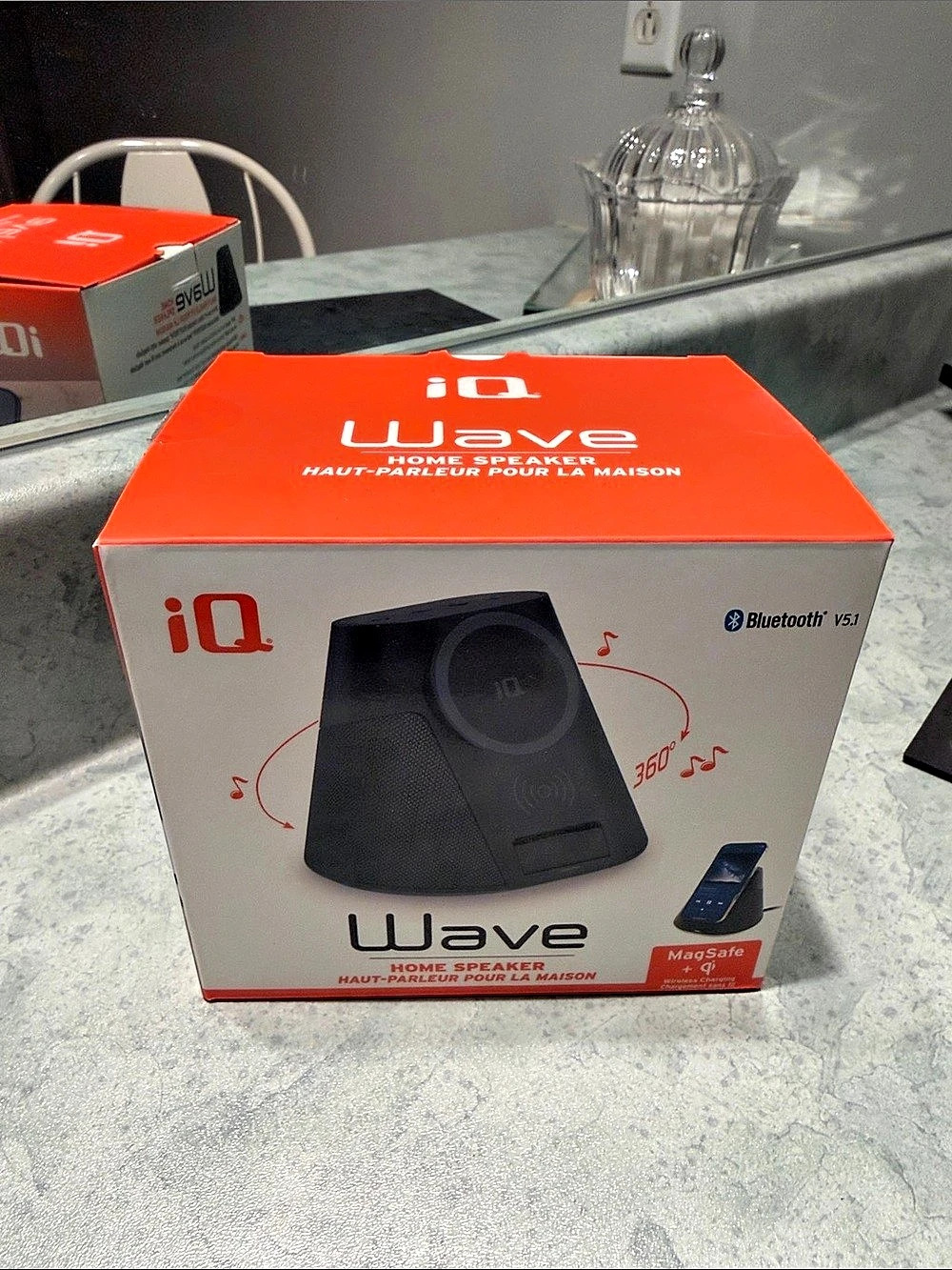 iQ Wave Speaker Bluetooth Speaker